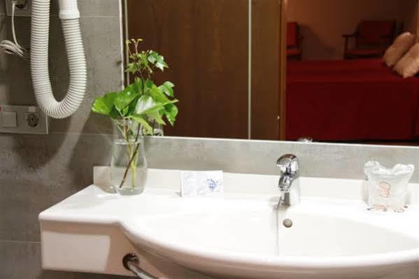 Hotel Fuente El Cura Сакс Екстериор снимка